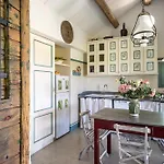 Delightful Facing The Vineyard Holiday home *