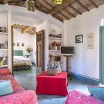 Holiday home Delightful Facing The Vineyard *
